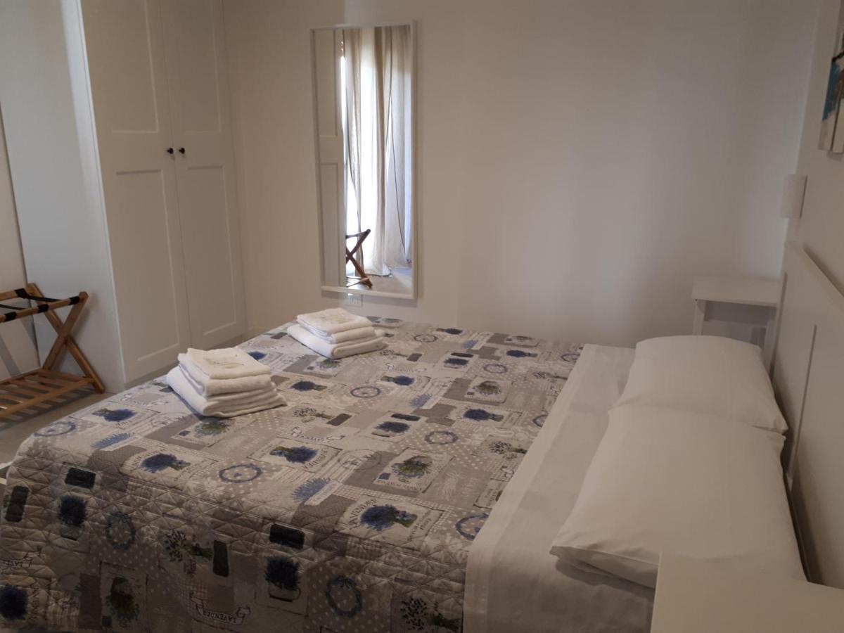 Soleluna Fiera 6 Rooms Bologna Kültér fotó