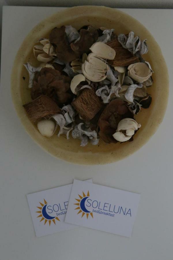 Soleluna Fiera 6 Rooms Bologna Kültér fotó