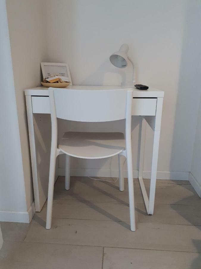 Soleluna Fiera 6 Rooms Bologna Kültér fotó